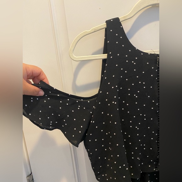 Mossimo polka dot dress, off the shoulder cold shoulder, flutter top - Picture 9 of 9